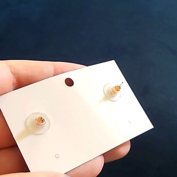 💲6️⃣ Bundled ✔️Black Stud Heart Earrings  Gold Alloy  | Jewelry Gifts for Her - Picture 5 of 9